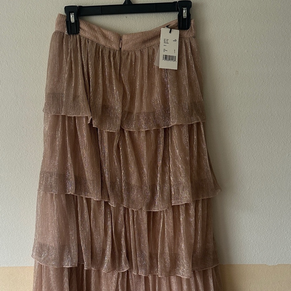 Tiered Shimmer Pleated Midi Skirt in Mauve